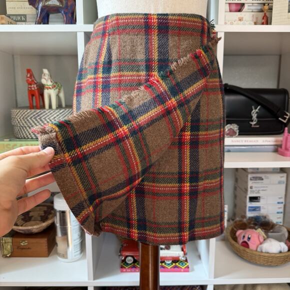 Vintage 90s GAP Wool Wrap Front Fringe Midi Plaid Blanket Skirt , Brown Wms 4 - Picture 3 of 12